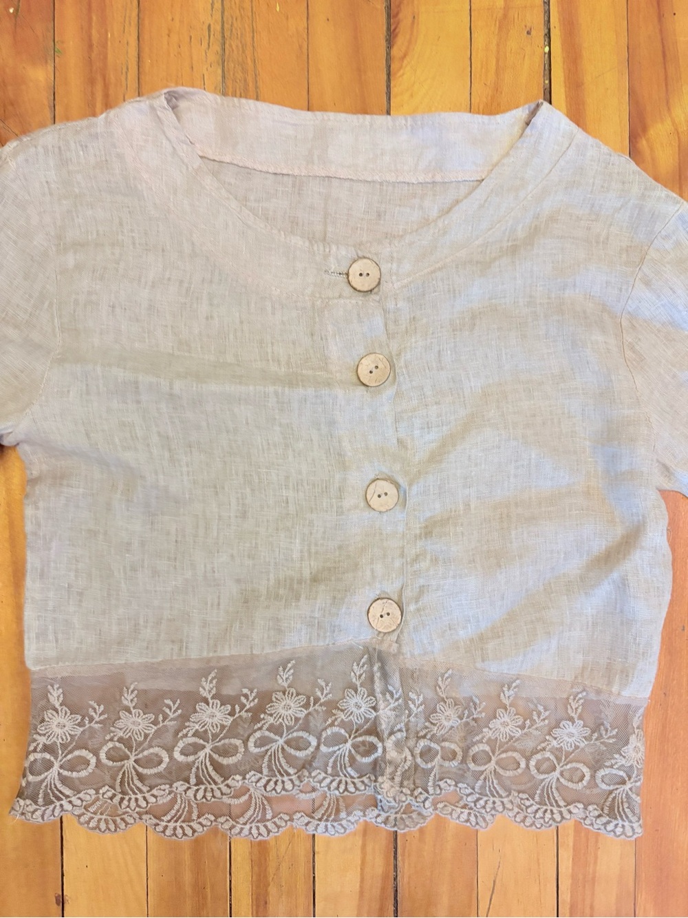 Light Gray (Taupe) Cropped Linen/Lace Blend ButtonFront Top - Fits like a SMALL